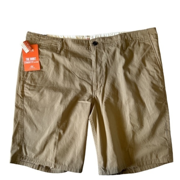 Dockers  Short Pacific Flyweight Collection Straight Fit Flat Front  Size 38 NWT - Picture 2 of 9